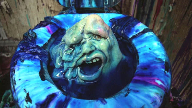 《垃圾街》这部电影的看点主要就是它的剧情和画风,许多看完这部电影