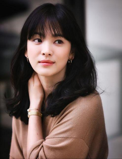 38岁宋慧乔声援武汉!昔日惊艳角色都曾美出新高度|影视|阳光温暖